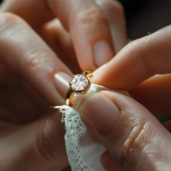 jewelry-care-at-jewelry-savers